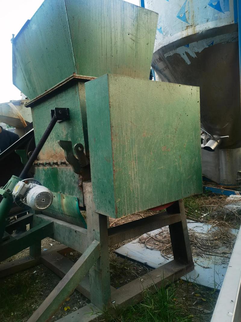 順德二手破碎機(jī)脫水機(jī) 二手設(shè)備市場的品質(zhì)之選